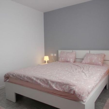 Apartament Tanya ทาร์โกวิชเต ภายนอก รูปภาพ